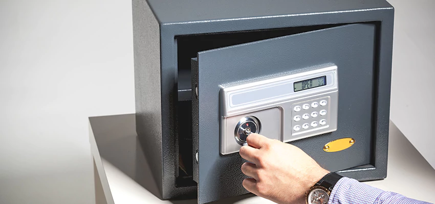 Jewelry Safe Unlocking Service in Saratoga, California